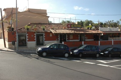 Bodegón El Petudo 4