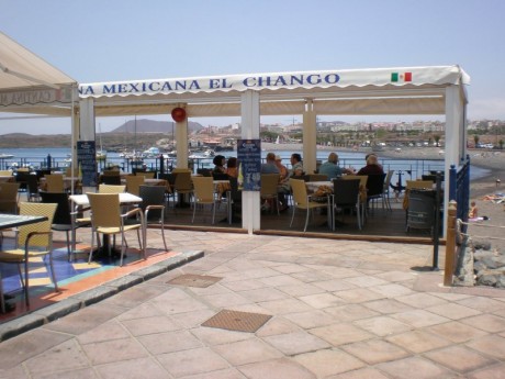 CANTINA MEXICANA EL CHANGO, Restaurante mejicano en Las Galletas, Arona, Tenerife Sur, Terraza exterior en el Puerto de Las Galletas